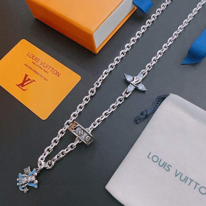 LV Necklace 05yxh99